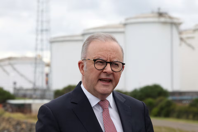 Australia commits $7 billion to boost fuel stockpiles, create government reserve - Ảnh 1.