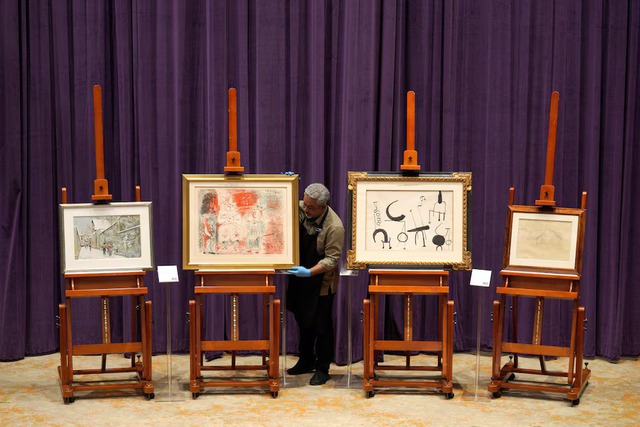 Malaysia's anti-graft agency vows to recover more high-value art bought with 1MDB scandal funds - Ảnh 1. Malaysia's anti-graft agency vows to recover more high-value art bought with 1MDB scandal funds - Ảnh 1.