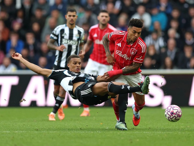 Nottingham Forest đấu Newcastle: đại chiến City Ground - Ảnh 1.
