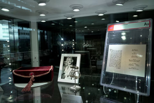 From jewelry to private letters, Marilyn Monroe’s hidden world heads to auction- Ảnh 2.