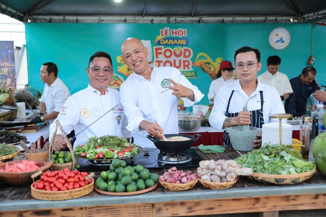 Da Nang evolves into year-round festival city beyond fireworks festival - Ảnh 1.