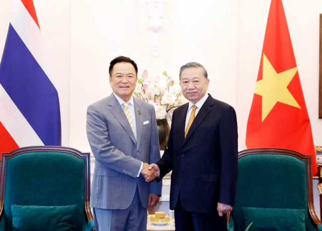 Vietnam, Laos prioritize strategic projects to boost regional trade - Ảnh 3.