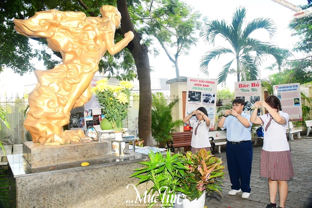 Kỳ thi tốt nghiệp THPT 2026: Hơn 1,2 triệu thí sinh thi môn văn sáng 11-6- Ảnh 17.