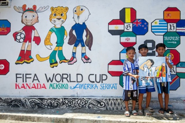 Indonesian Messi superfan welcomes World Cup- Ảnh 3.