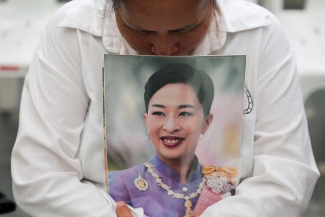 Thai king's eldest daughter dies, aged 47, after long illness, Royal Palace says- Ảnh 1.