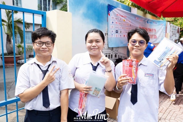 Đề và đáp án gợi ý môn vật lý thi tốt nghiệp THPT năm 2026- Ảnh 1. Đề và đáp án gợi ý môn vật lý thi tốt nghiệp THPT năm 2026- Ảnh 1.