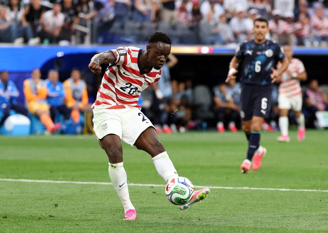 US thrash Paraguay 4-1 for dream World Cup start- Ảnh 4. US thrash Paraguay 4-1 for dream World Cup start- Ảnh 4.