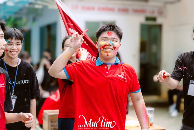 Rực rỡ sắc hè cùng chiến sĩ Hoa phượng đỏ tại Trường THPT Nguyễn Thái Bình - Ảnh 4.