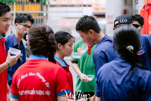Rực rỡ sắc hè cùng chiến sĩ Hoa phượng đỏ tại Trường THPT Nguyễn Thái Bình - Ảnh 9.