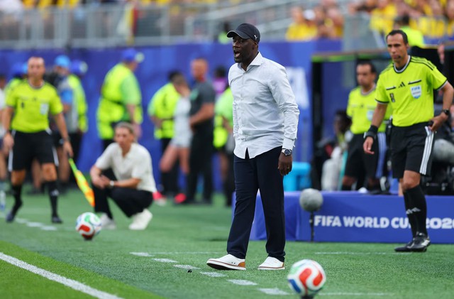 Fae hails Ivory Coast's World Cup intent after late Amad winner sinks Ecuador- Ảnh 1.