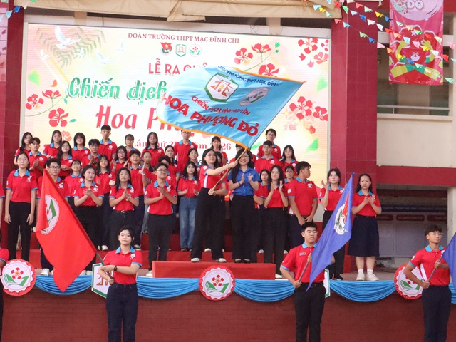 Trường THPT Mạc Đĩnh Chi ra quân chiến dịch Hoa Phượng Đỏ- Ảnh 3.