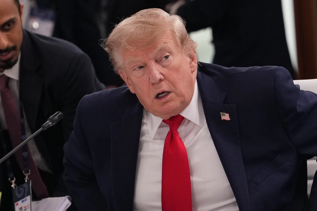Ông Trump dùng quyền khẩn cấp để tăng tốc sản xuất vũ khí - Ảnh 1. Ông Trump dùng quyền khẩn cấp để tăng tốc sản xuất vũ khí - Ảnh 1.