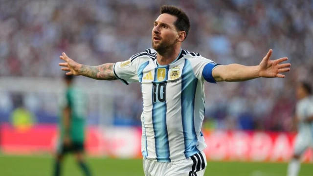 Messi đi vào lịch sử World Cup - Ảnh 1.