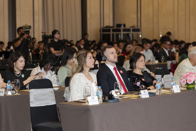Prudential Việt Nam vào 'Top 50 doanh nghiệp phát triển bền vững 2026' - Ảnh 3.