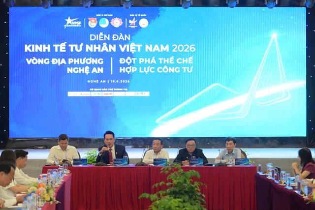 Gặp khó trong thủ tục đầu tư, xây dựng, doanh nghiệp đề xuất 'một đầu mối – một quy trình' - Ảnh 2.