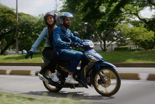 Huyền thoại Việt Nam một thời Suzuki Viva nâng cấp: Đấu Honda Future bằng ABS, bộ tem cá tính - Ảnh 1.