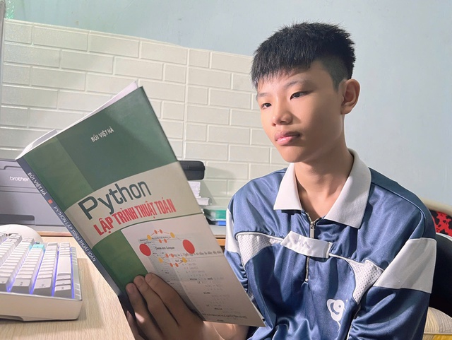 Thí sinh có tổng điểm chuyên tuyển sinh lớp 10 cao nhất Đồng Tháp- Ảnh 4.