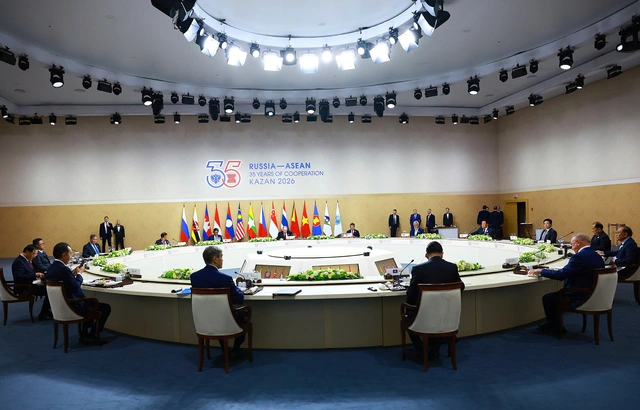 ASEAN và Nga đẩy mạnh hợp tác LNG, điện hạt nhân, năng lượng tái tạo - Ảnh 2.