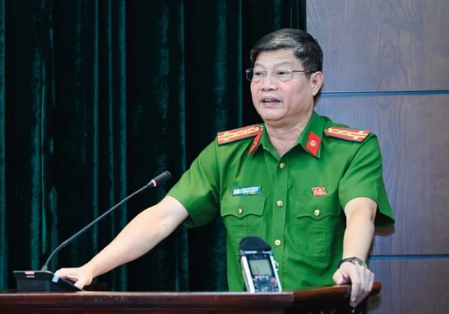 Vụ 'hợp đồng kỳ nghỉ': Công an Hà Nội khởi tố thêm 14 bị can, nâng số người bị khởi tố lên 201 - Ảnh 2. Vụ 'hợp đồng kỳ nghỉ': Công an Hà Nội khởi tố thêm 14 bị can, nâng số người bị khởi tố lên 201 - Ảnh 1.