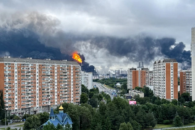 Nga thừa nhận bị Kiev tập kích quy mô lớn, tuyên bố sẽ tiếp tục tấn công Ukraine - Ảnh 2. Nga thừa nhận bị Kiev tập kích quy mô lớn, tuyên bố sẽ tiếp tục tấn công Ukraine - Ảnh 2.