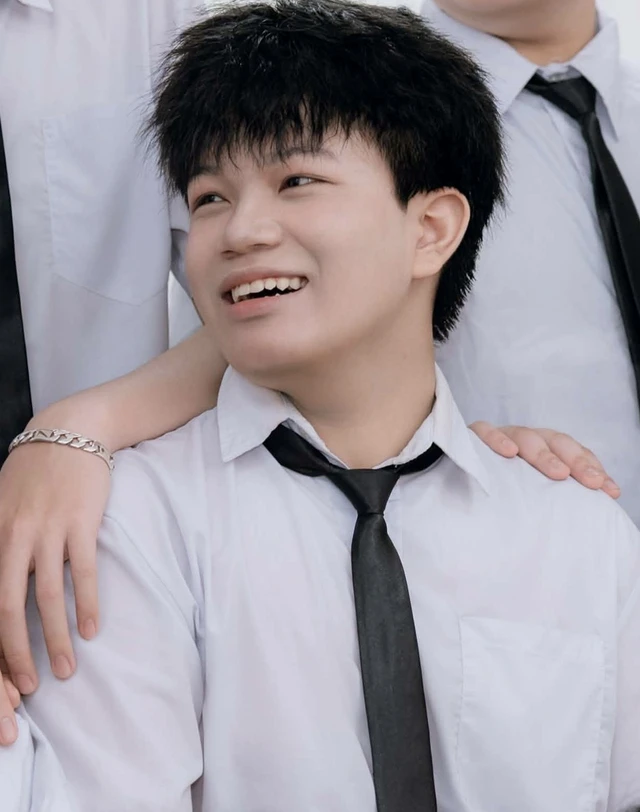 Thủ khoa chuyên toán Trường THPT chuyên Trần Phú (Hải Phòng) nói không với 'cày đề' - Ảnh 2.