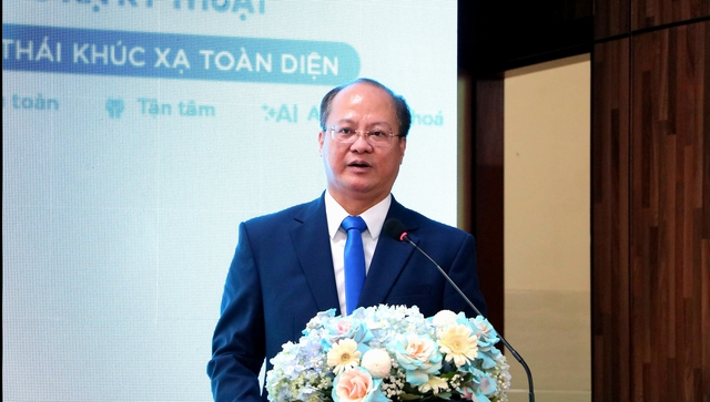 Hơn 260.000 ca phẫu thuật khúc xạ sau 25 năm, Bệnh viện Mắt đặt mục tiêu dẫn đầu nhãn khoa ASEAN - Ảnh 1.