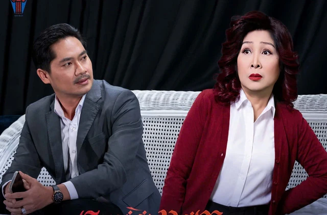 Nghệ sĩ Hồng Vân lần đầu tiên đóng kịch Người vợ ma - Ảnh 1. Nghệ sĩ Hồng Vân lần đầu tiên đóng kịch Người vợ ma - Ảnh 1.