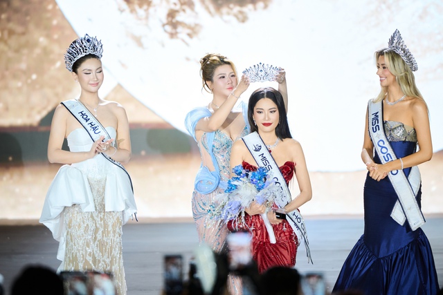Vượt em gái, Nguyễn Thị Lệ Nam đăng quang Miss Cosmo TP.HCM 2026- Ảnh 1.