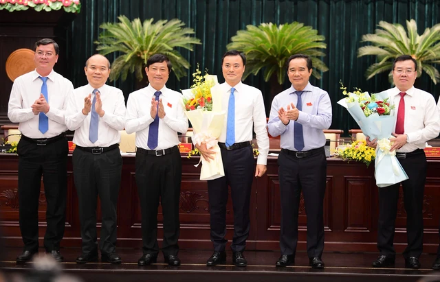 Miễn nhiệm Phó chủ tịch UBND TP.HCM Bùi Xuân Cường để thực hiện công tác cán bộ - Ảnh 1.