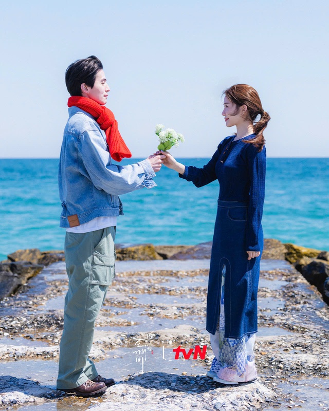 Dàn diễn viên phim Goblin thay đổi thế nào sau 10 năm?- Ảnh 4. Dàn diễn viên phim Goblin thay đổi thế nào sau 10 năm?- Ảnh 4.