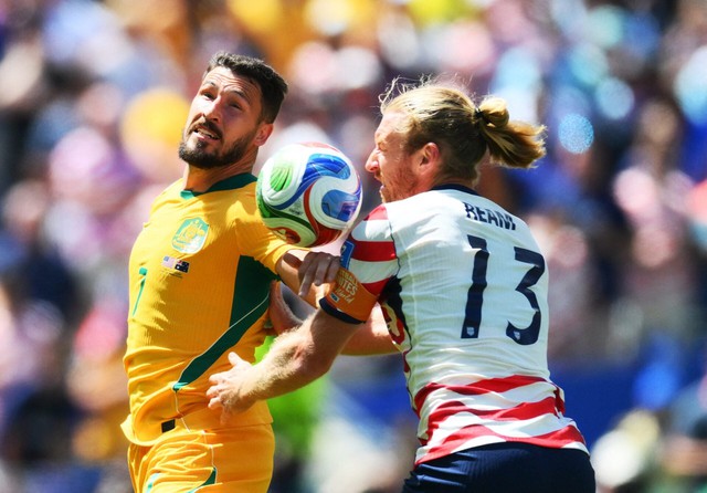 US advance to World Cup round of 32 with dominant 2-0 win over Australia- Ảnh 2. US advance to World Cup round of 32 with dominant 2-0 win over Australia- Ảnh 2.