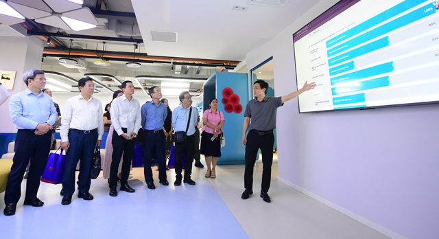 Báo và Phát thanh, Truyền hình TP.HCM tích hợp mọi công nghệ trở thành cơ quan báo chí chủ lực đa phương tiện - Ảnh 3.