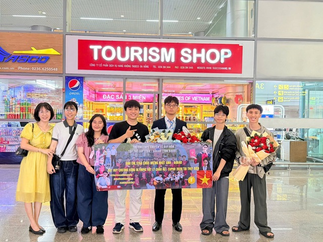 Hành trình chạm tay tới Huy chương Vàng Olympic Vật lí châu Âu của nam sinh Đà Nẵng - Ảnh 3.