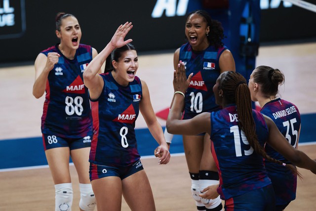 Kết quả bóng chuyền nữ VNL 2026 ngày 21-6, bảng xếp hạng tuần 2 - Ảnh 1.