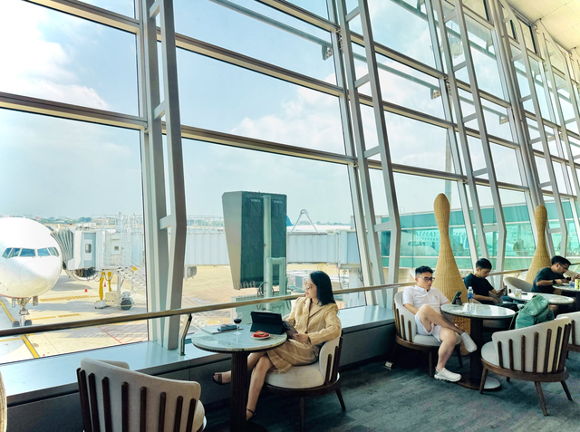 Vietnam airports handle 120mn passengers annually but service revenue remains modest- Ảnh 1. Vietnam airports handle 120mn passengers annually but service revenue remains modest- Ảnh 1.