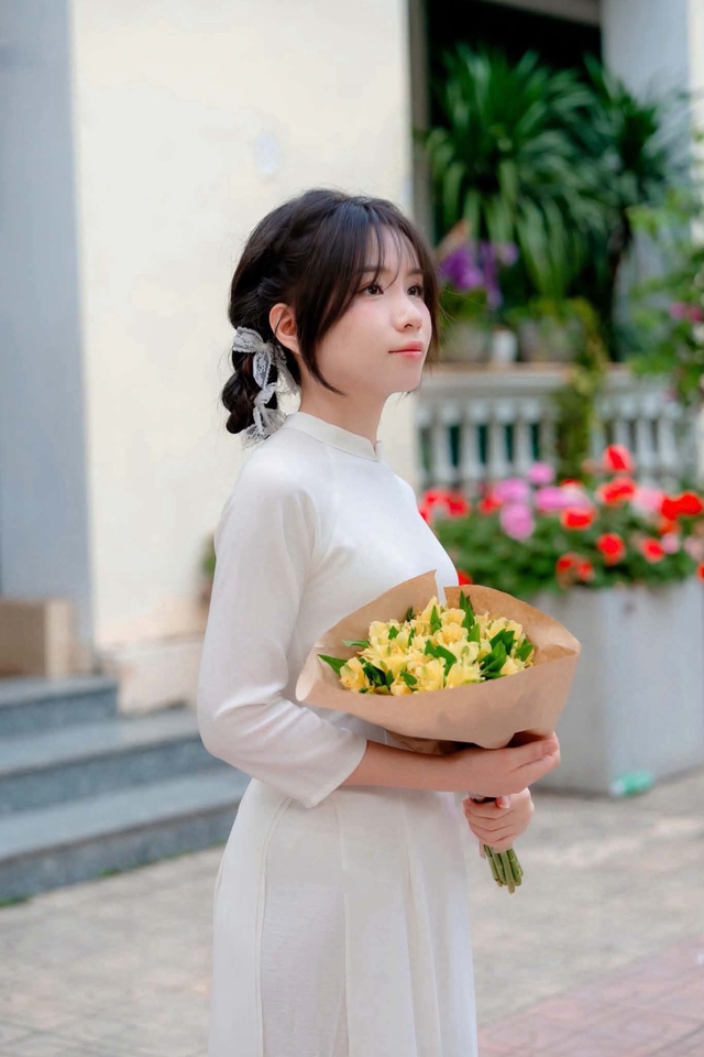 Thủ khoa Trường THPT chuyên Trần Phú (Hải Phòng) học tiếng Pháp 3 tiếng mỗi ngày- Ảnh 1.