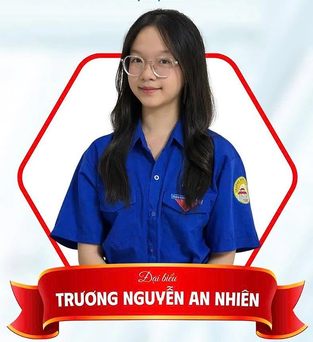 Đại biểu nhỏ tuổi nhất - Ảnh 1.