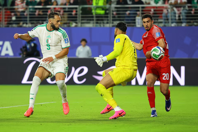 Algeria come from behind for 2-1 World Cup win over Jordan - Ảnh 3.