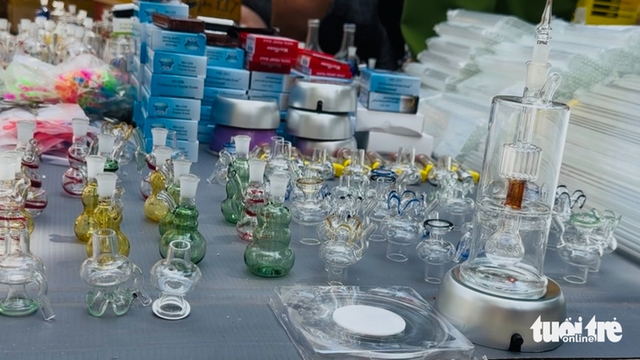 Ho Chi Minh City police bust drug ring, seize over 1 tonne of evidence - Ảnh 4.