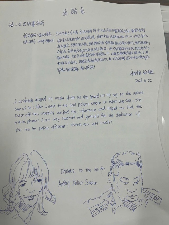 Chinese tourist sends handwritten thank-you note to Hoi An police after lost phone recovery - Ảnh 1.