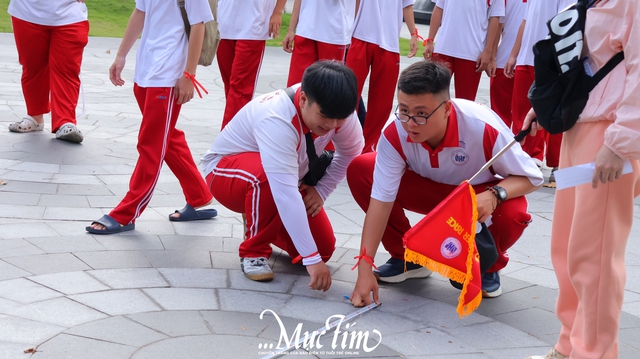 Học sinh Trường THPT Nguyễn Hữu Thọ tham gia lớp học mở, truy tìm kho báu tri thức - Ảnh 9.