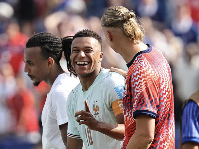 Dembele's quick-fire treble powers France to 4-1 win over second-string Norway- Ảnh 2.