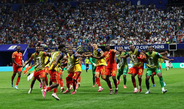 Wissa double fires DR Congo to first World Cup win and England showdown- Ảnh 3.
