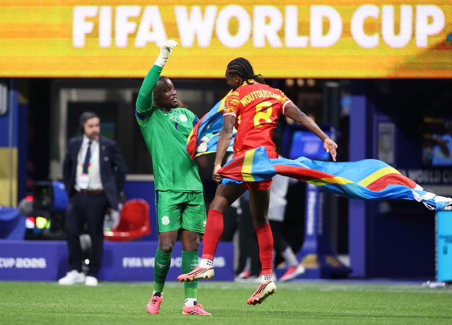 Wissa double fires DR Congo to first World Cup win and England showdown- Ảnh 5.