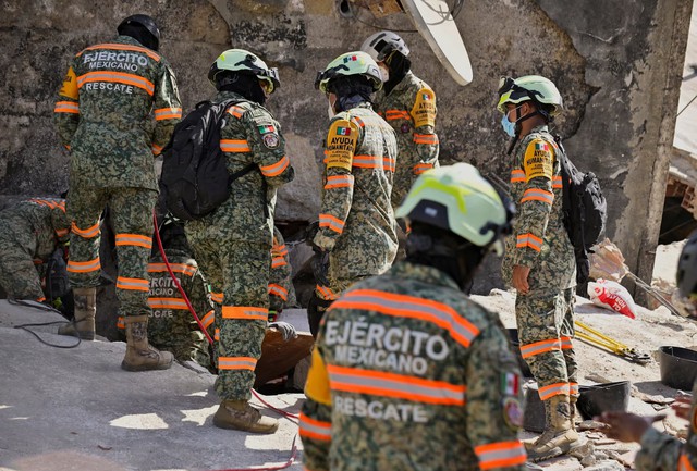 Venezuela quake death toll nears 1,500 as rescue work goes on- Ảnh 3.