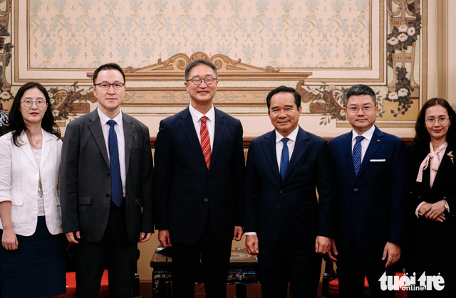 Ho Chi Minh City sees South Korea as key partner in next growth phase - Ảnh 4.