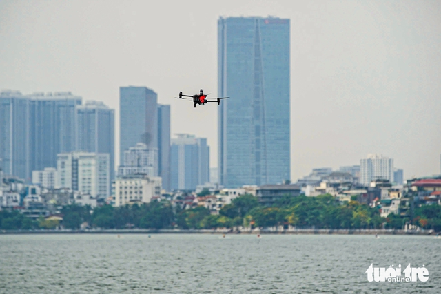 Hanoi police begin testing AI-powered drones for urban surveillance - Ảnh 9.