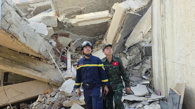 Vietnam rescue team arrives in Venezuela for earthquake response- Ảnh 3.