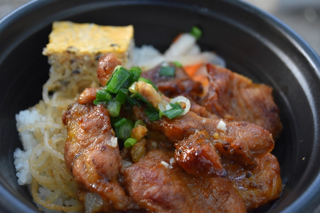 Vietnamese music, gourmet food blend at Tokyo festival- Ảnh 4.