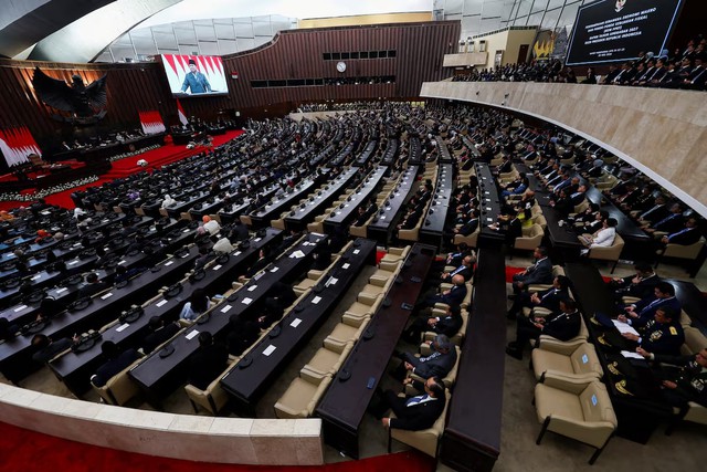 Indonesia passes bill expanding central bank role to spur growth- Ảnh 1.